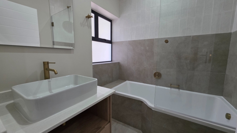 3 Bedroom Property for Sale in Hartenbos Heuwels Western Cape